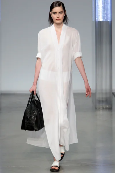 Look 19